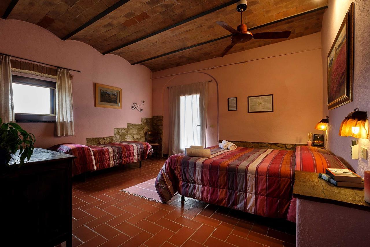 Agriturismo Bio Le Macchie Alte Manciano Bagian luar foto